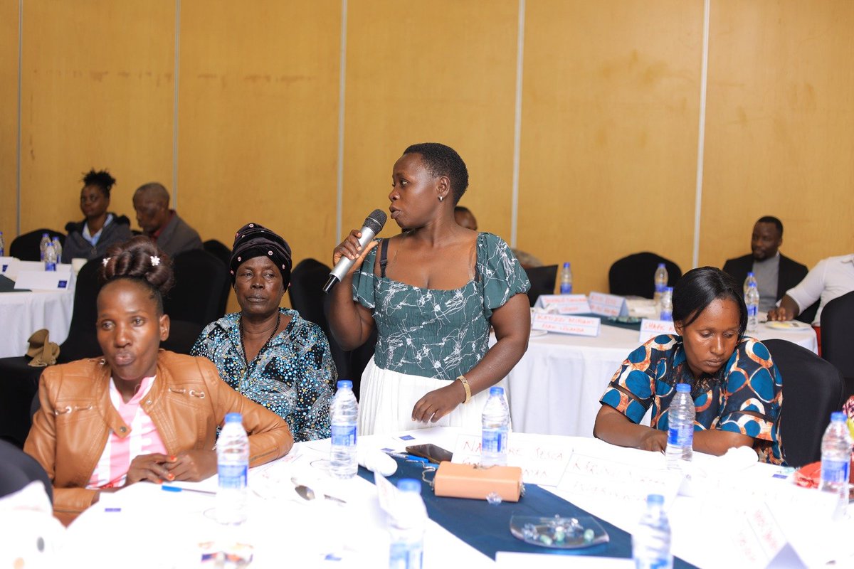 FianUganda's tweet photo. A female silver fisher from Buleebi, highlighted how the measure was implemented without allowing them adequate time to transition from one fishing method to another or onto another fishery. “ i lost UGX 1,000,000."
#SustainableFisheries
#RightToFood
#SmallScaleFishing https://t.co/P1nB4AnCPN