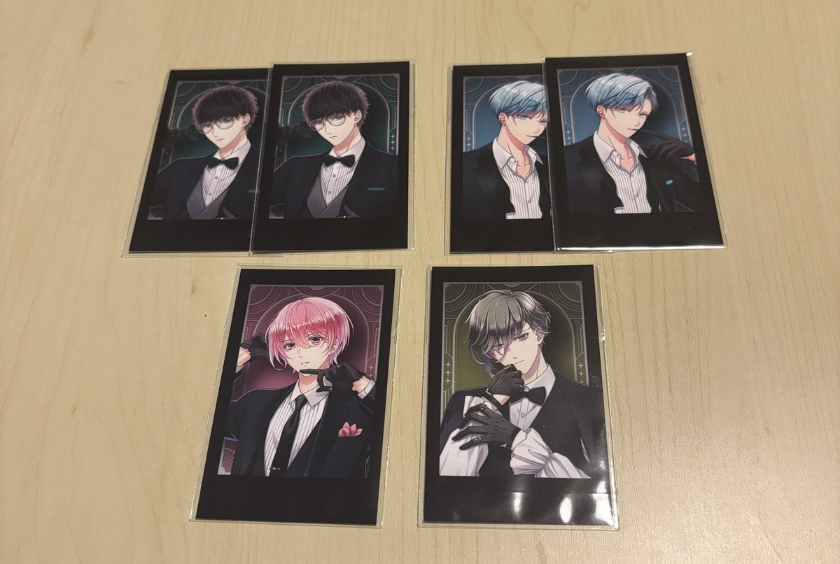 rrar1233's tweet photo. 【交換】
スタマイ 10周年 前半 フォトカ
トレーディングフォト風カード
Hands in Black 

譲：瀬尾 日向 可愛 宝生
求：菅野

郵送での交換希望です。
お気軽にお声掛けください。 https://t.co/XXP1ERXyNq