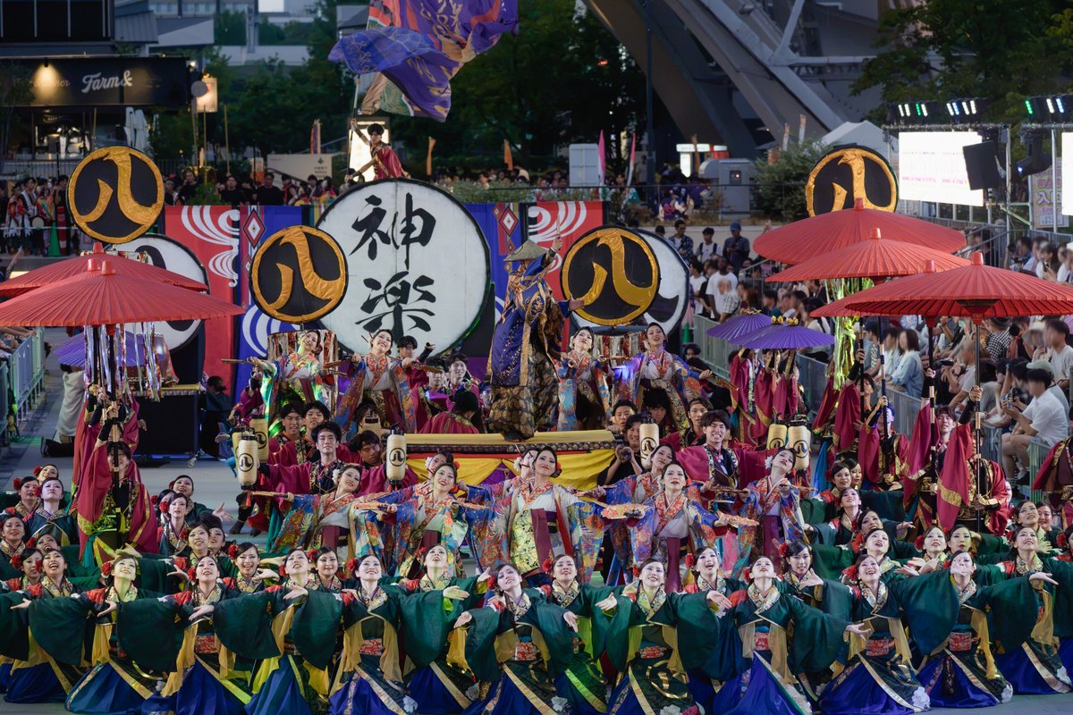 PreciousPlaceA3's tweet photo. 2026年8月30日（日）
第28回にっぽんど真ん中祭り
テレビ塔パレード会場
ファイナルコンテスト

kagura ③

#kagura #どまつり https://t.co/1arvmyV2wv