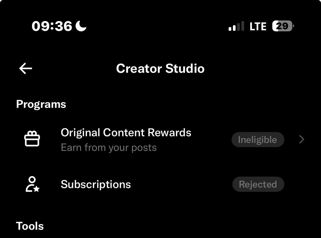 sparrow_collin's tweet photo. Ever since the Xcreators denied my subscription, I haven't been happy, and they made me delete many posts from my page and even went so far as to the extent of changing my name thinking it would solve it, but it didn't. https://t.co/hI00rzTWxj