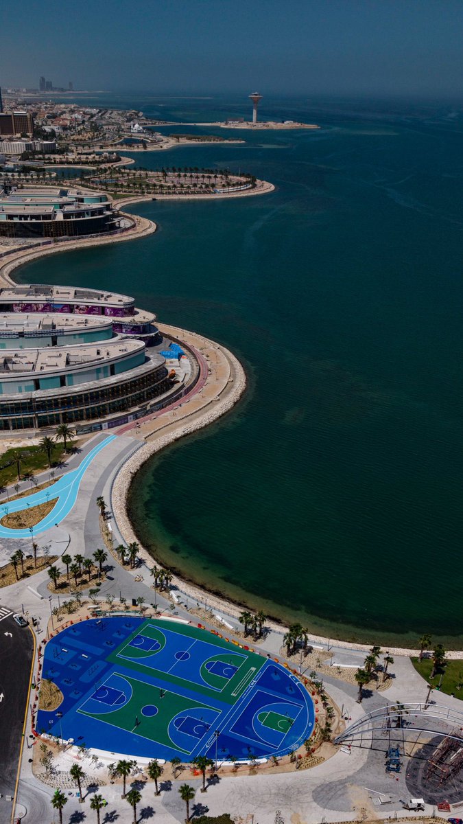 phsaleh700's tweet photo. ماذا لو تم زرع اشجار المناقروف في تراس الخبر .!🏝️ https://t.co/SXIxmdL9a5