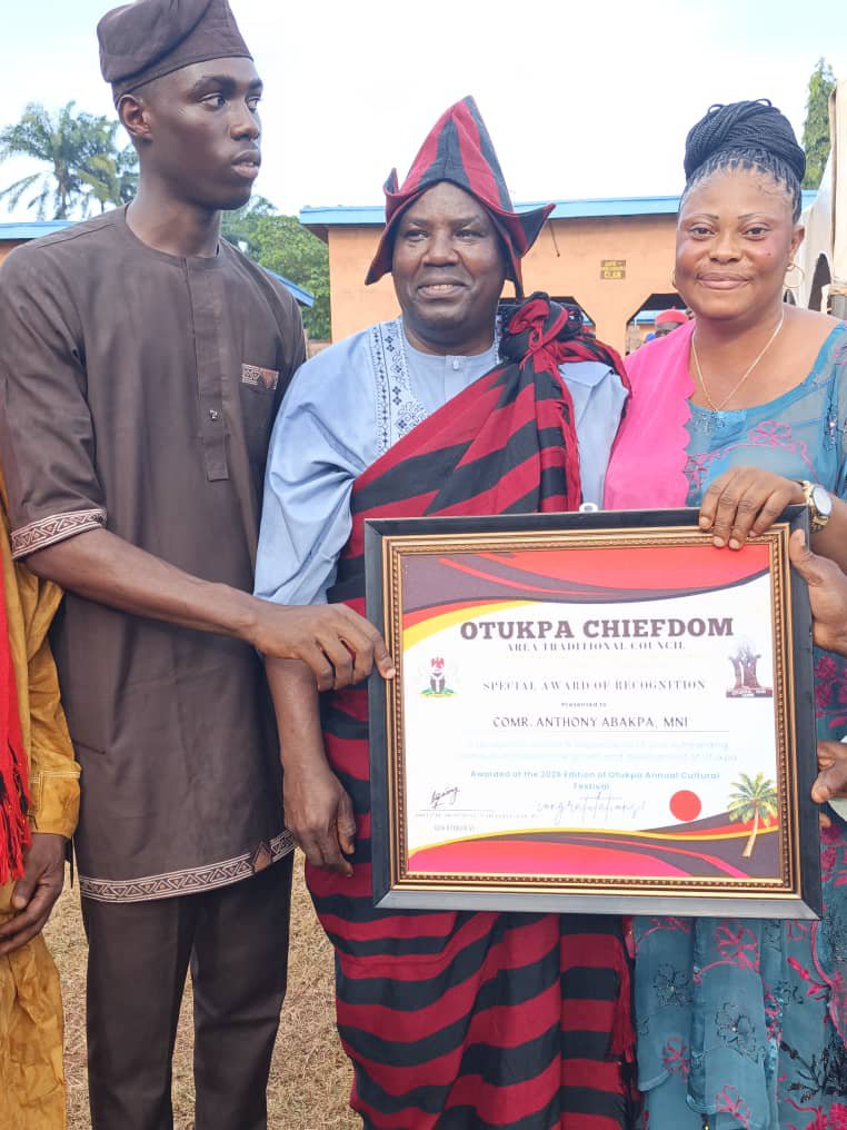 officialnubifie's tweet photo. COMRADE ANTHONY ABAKPA EXPRESSES PROFOUND GRATITUDE TO NUBIFIE, UNIONISTS, FAMILY, FRIENDS AND THE OTUKPA COMMUNITY
#NUBIFIE #SolidarityForever #ComradeAnthonyAbakpa #NAC #NEC #Unionism #Otukpa #Appreciation #Gratitude #Solidarity #Unity #Leadership #TogetherWeStand #Service https://t.co/O3krrLf7v4