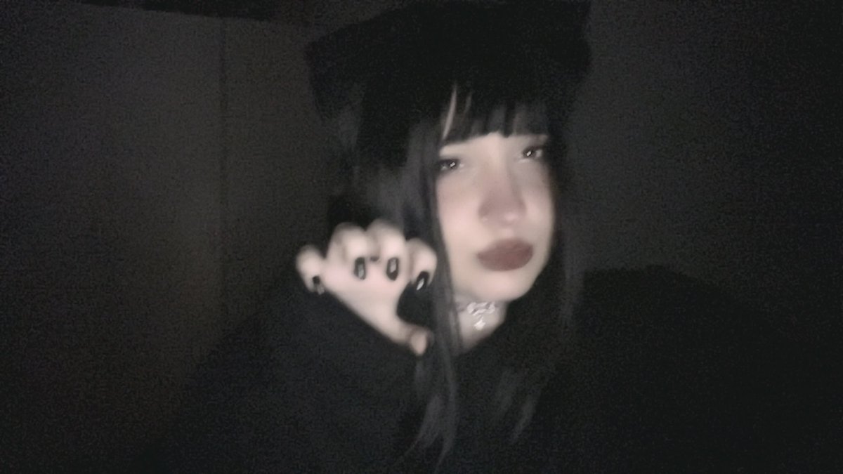 clawziesss's tweet photo. meow
#alt #egirl #puppygirl https://t.co/vpAjeP0fMN