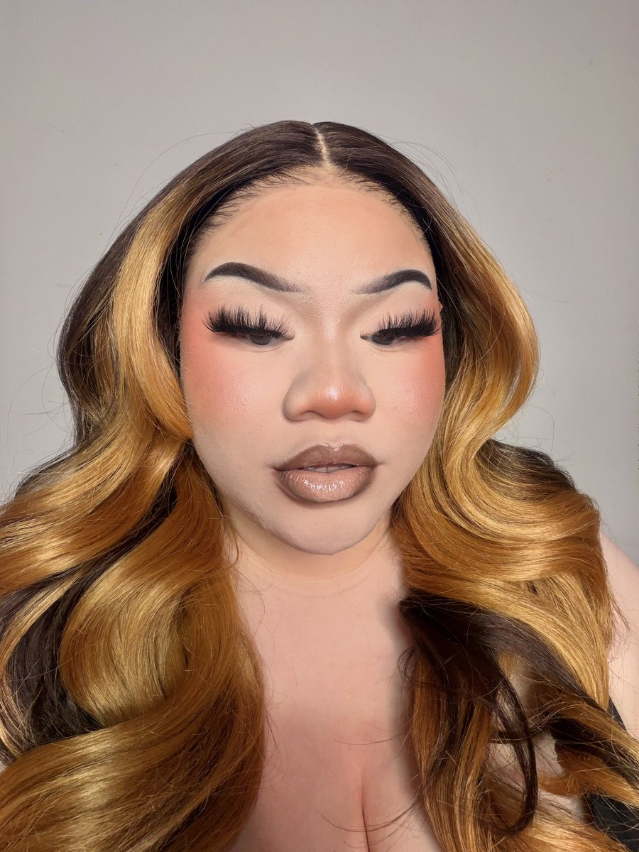 iamcelestynaa's tweet photo. Real Housewife Tynaa 💋 https://t.co/2L1KiO2QVP