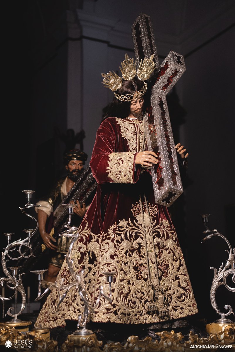 NazarenodeArcos's tweet photo. PROCESIÓN MAGNA | Nuestro Padre Jesús Nazareno ya se encuentra sobre sus andas para el traslado del próximo jueves 24 de septiembre a la Basílica Menor de Santa María, con motivo de la Procesión Magna del 10 de octubre. https://t.co/vagnSU8YjM