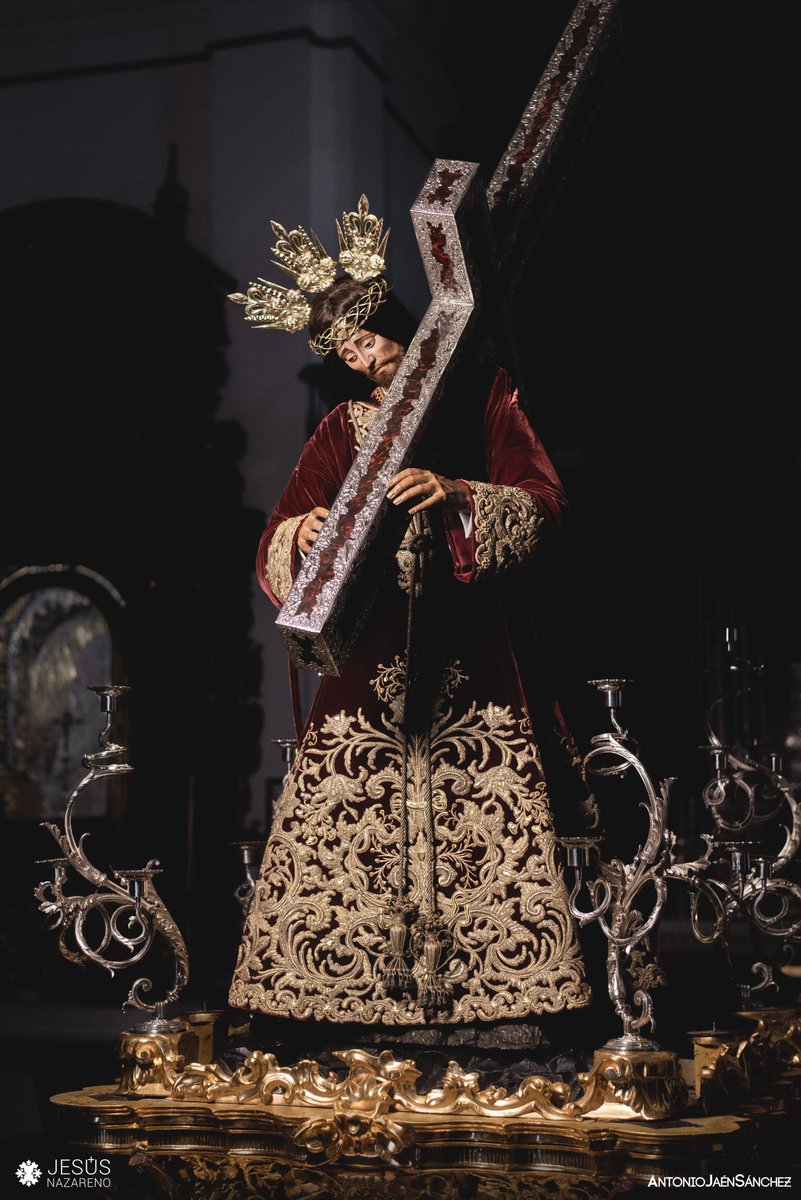 NazarenodeArcos's tweet photo. PROCESIÓN MAGNA | Nuestro Padre Jesús Nazareno ya se encuentra sobre sus andas para el traslado del próximo jueves 24 de septiembre a la Basílica Menor de Santa María, con motivo de la Procesión Magna del 10 de octubre. https://t.co/vagnSU8YjM