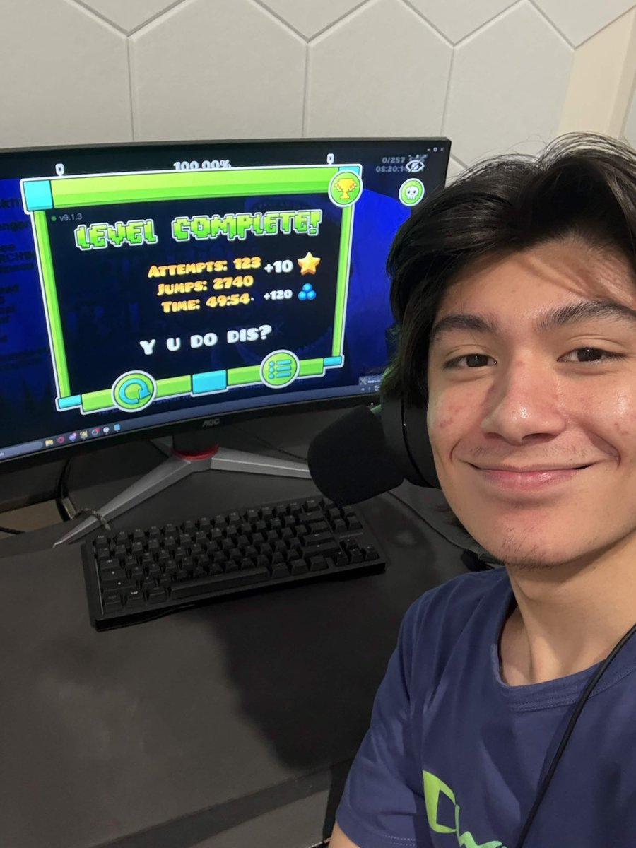 zLevii_'s tweet photo. NEW 2ND HARDEST IN OCE. THE BLOOP 100%.
HARDEST ASIAN. IT HAS BEEN SLAIN. https://t.co/9v8BtJij3U