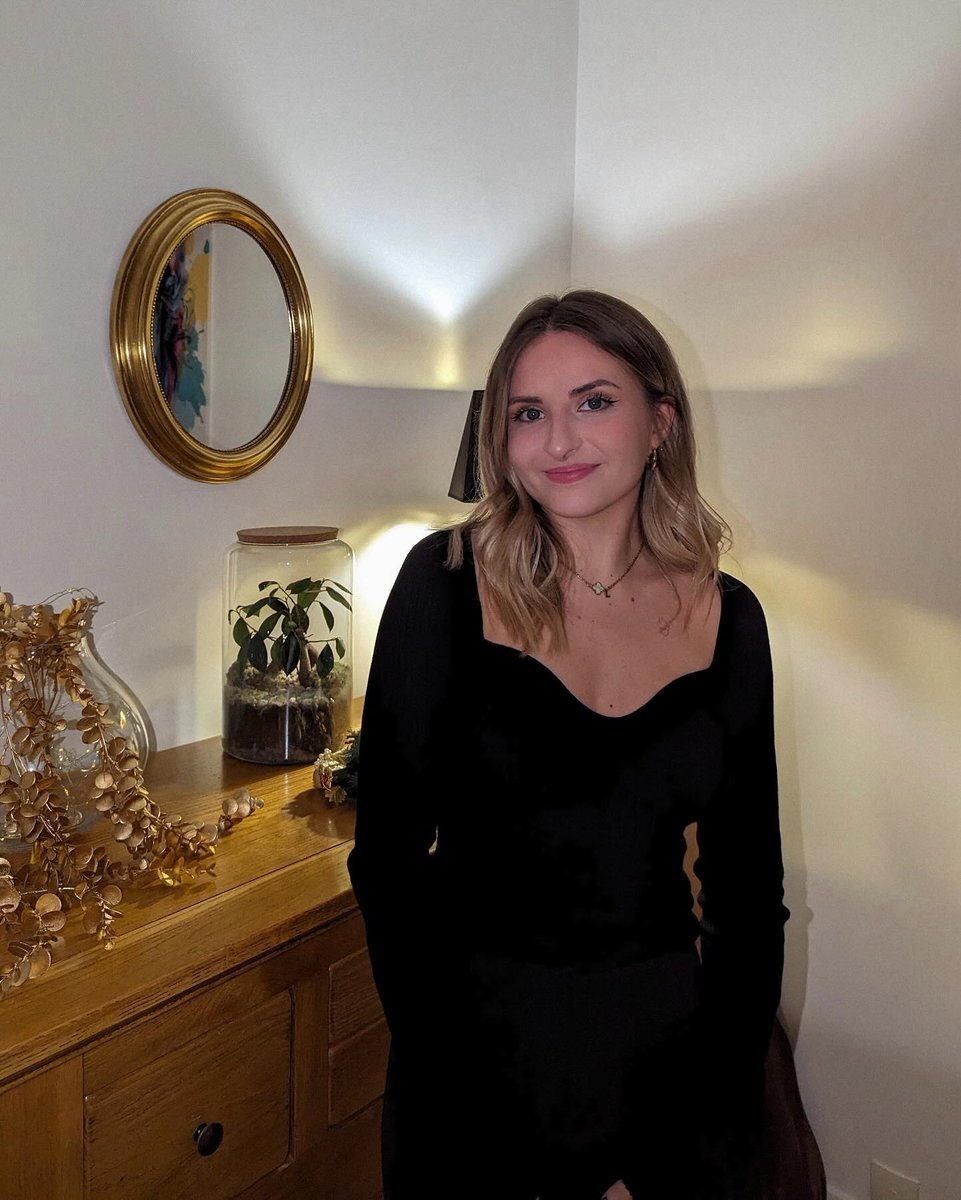 ivbancapo's tweet photo. Merry christmas all ✨ https://t.co/vnfCw9DFvq
