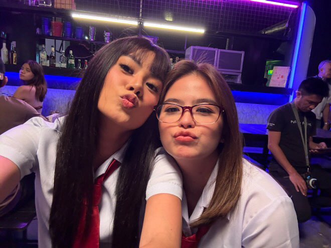 beancappuccino_'s tweet photo. beacole one-shot au

wherein bea and nicole are best friends and college roommates https://t.co/p7NIT9tEUp