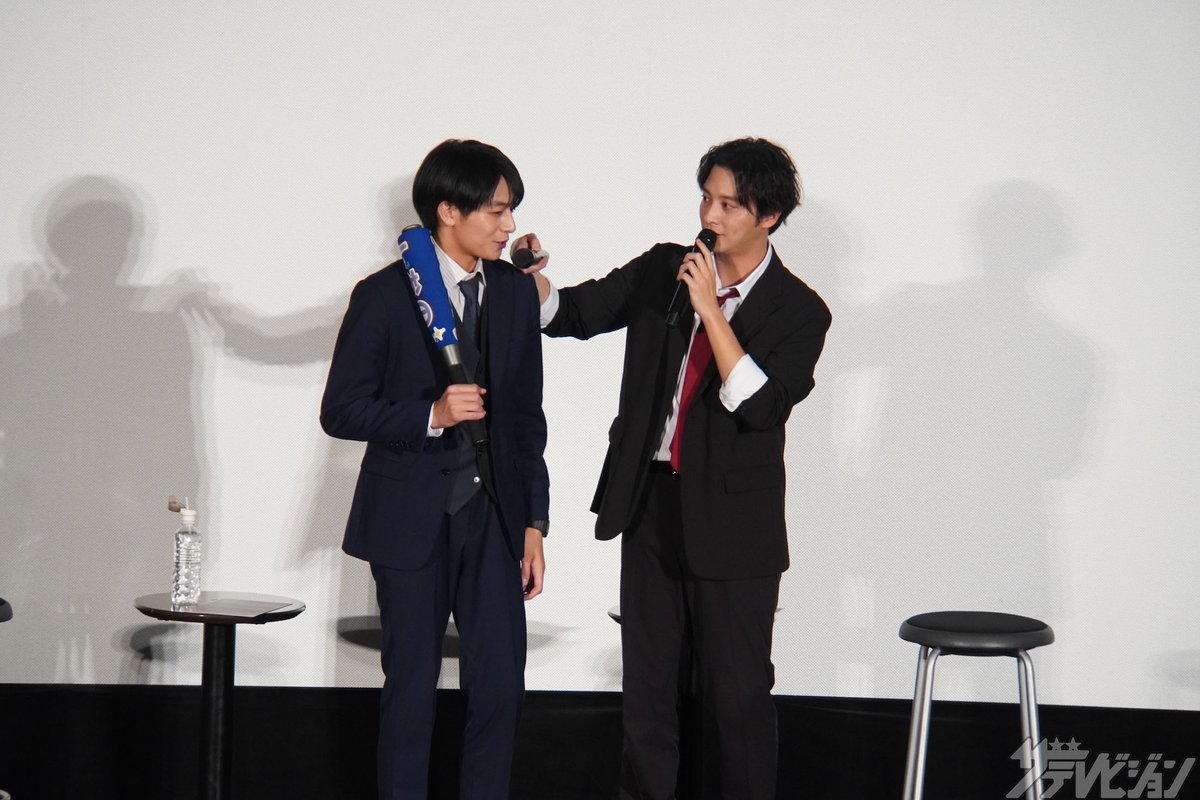 thetvjp's tweet photo. #齋藤璃佑、#渡部秀 の“決死の告白”に
「僕も泣きそうだった」
ファン投票1位の名シーン振り返る
＜#キスは捜査のあとで＞

▼記事の続きはこちら
https://t.co/oI1YkB6joP

@dramaL_abctv #キスあと https://t.co/cd9iaLg37G