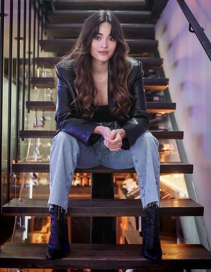 simaythinker_'s tweet photo. ZEYNEP KOMISER @netflixturkiye 🔜 https://t.co/ta3JMZpSGt