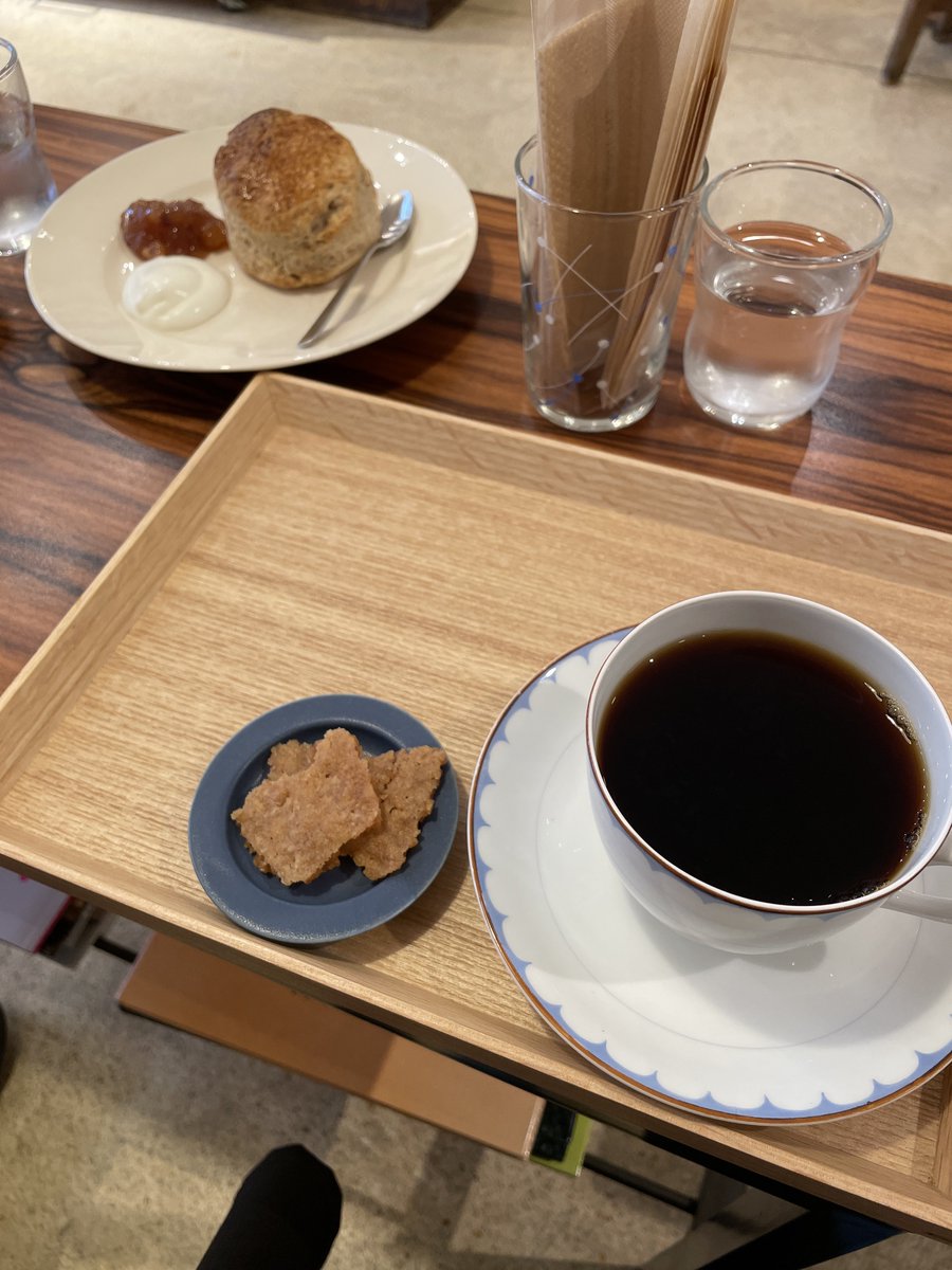 marikowan's tweet photo. 今宮神社周辺が私だけダブル聖地になったんですけど、早速きのう、10:30から1時間半のトークショー見た後、推し活ツアーやってきました。
いしいさんクラブメトロの近くに長くお住まいだったけど、大家さんのご都合で転居、今宮神社のお近くにお引越しと耳にした私の気持ちを4文字で述べよ https://t.co/67MDaWVuAR