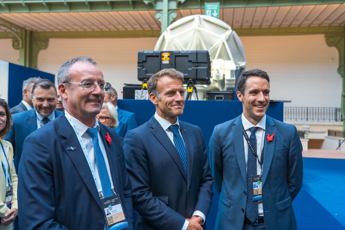 FranceinKenya's tweet photo. On Sept. 9-10, the International #ParisSpaceSummit brought together the global space community 👨🏾‍🚀. 

For 2 days, discussions focused on:
🌍 the global space economy – 51 announcements, totalling nearly €20 billion, were committed;
🛡️ space security through dialogue, defence and partnerships;
🚀 an international approach to science, technology and exploration – organizing space traffic, protecting frequencies, ensuring that scientific data remains open and accessible.

🇰🇪🇫🇷 The same spirit applies to the Franco-Kenyan spatial cooperation. 

🛰️ On May 2026, @SpaceAgencyKE (KSA) partnered with the French satellite connectivity specialist @skynopy_space to integrate one ground station in Nairobi 📡. Supported by @FrTr_Kenya , this project will:
✅ optimize the use of data from the Kenyan satellite;
✅ generate additional revenue for Kenya Space Agency that will be able to use an additional satellite in its ground station;
✅ and make this infrastructure available to the African space ecosystem.

This project was showcased in the heart of Paris, Le Grand Palais, where the summit was held 💪����.

��� Pushing the boundaries of space starts in Kenya!
