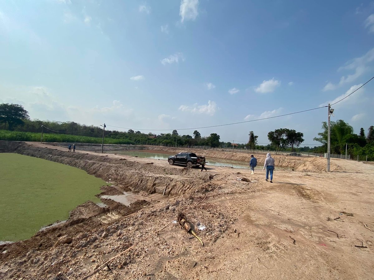 ThaVaNava's tweet photo. ຮ້ອນສຸດອອກມາກວດວຽກຢຸ່ສວນມື້ນິ່😎💦💧☀️☀️💦💧💦 https://t.co/lIfdCWfuSF