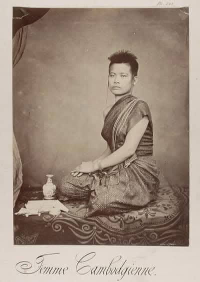 SovanRatana_'s tweet photo. Ces photographies représentent une belle femme khmère nommée Neang Sok, qui était danseuse du Ballet royal du Cambodge à la cour de Sa Majesté le roi Norodom. Neang Sok épousa Paul Le Faucheur, un Français qui était officier supérieur de marine. De leur union naquit une fille. Ces photographies ont été prises par Émile Gsell dans les années 1860. 
https://t.co/tuvYyiH0L0 3. https://t.co/jgjrJG3Imp
These photographs depict a beautiful Khmer woman named Neang Sok, who was a dancer with the Royal Ballet of Cambodia at the court of His Majesty King Norodom. Neang Sok married Paul Le Faucheur, a Frenchman who was a senior naval officer. They had one daughter together. Photographs of Neang Sok can be found ont the websites listed below:
https://t.co/k63RVRs8hD
https://t.co/tuvYyiH0L0 3. https://t.co/jgjrJG3Imp
• Photographer: Émile Gsell • Place/context: Phnom Penh, Cambodia • Subject: woman of King Norodom’s royal household • Date: 1866–1879 • Technique: albumen silver print #printemps 

ប្រភពឯកសារដោយ លោកជំទាវ ឡងឌី សាន់ណារ៉ា រដ្ឋលេខាធិការក្រសួងវប្បធម៌និង វិចិត្រសិល្បៈ
