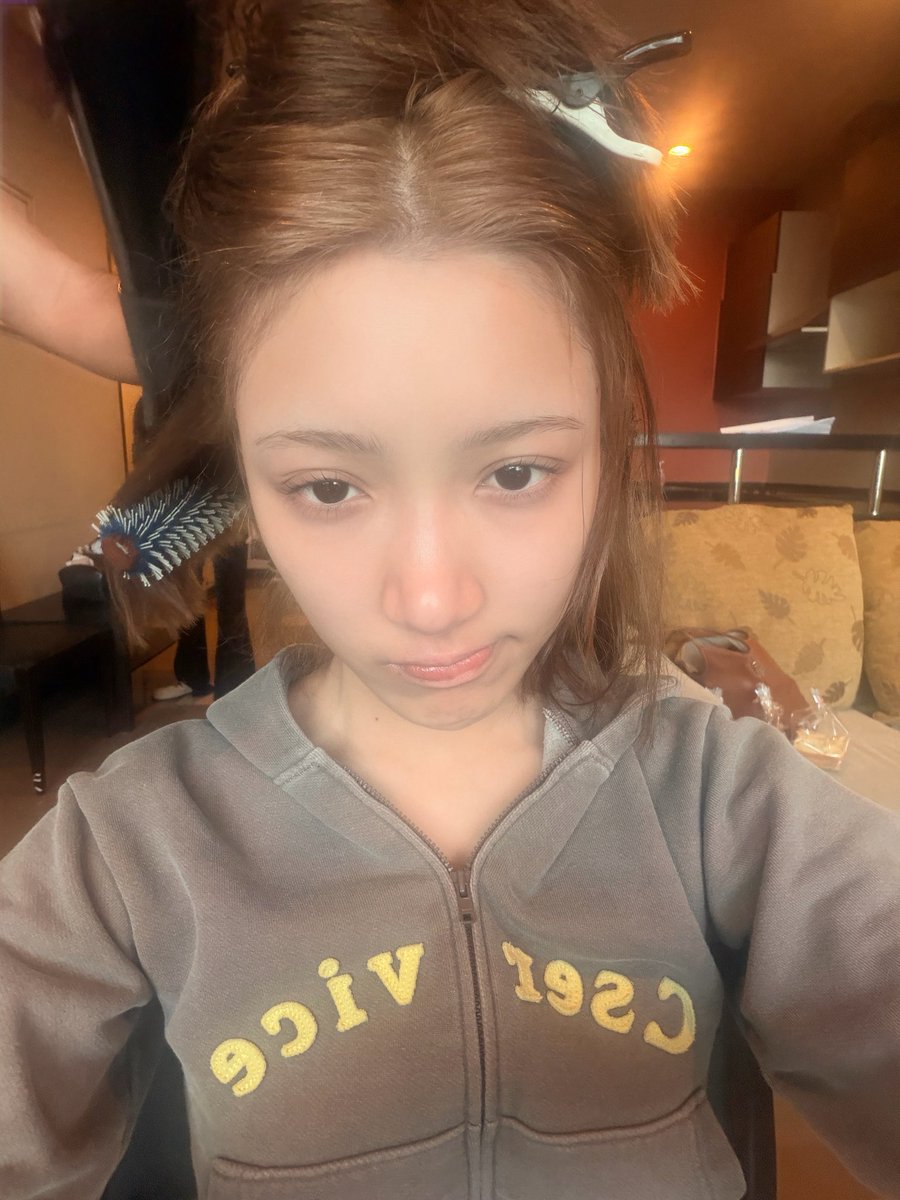 jaoyngs's tweet photo. https://t.co/JwC2ghE0ZE