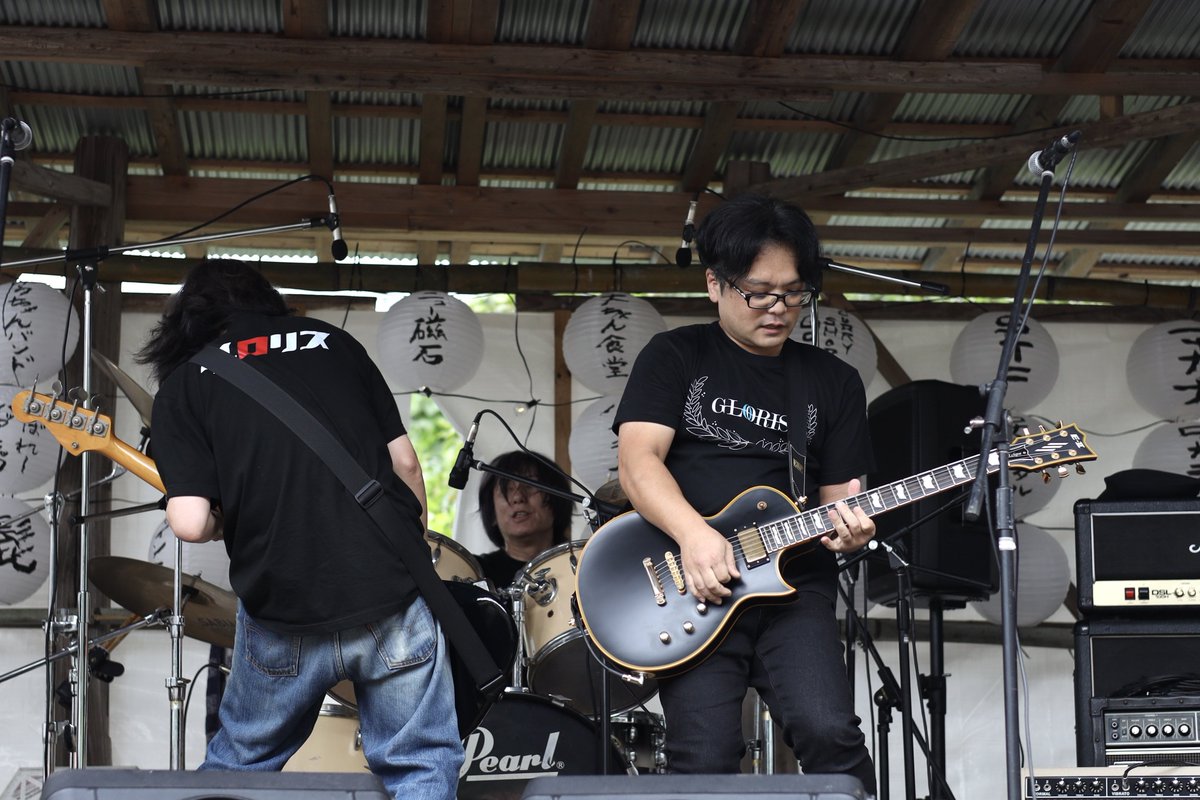 shigekamata's tweet photo. ニュー磁石presents
HEART BEAT JAM
@村田ベース

ご来場ありがとうございました！

HEART BEAT JAM

人情味あふれるフェス！

皆さんと一緒にやったあの動作は、一生忘れません！笑
ありがとうございました！

#ニュー磁石
#村田ベース
#HEARTBEATJAM
#ありがとうございました
#バッタキック
#GLORIS https://t.co/KvlYLESBuK