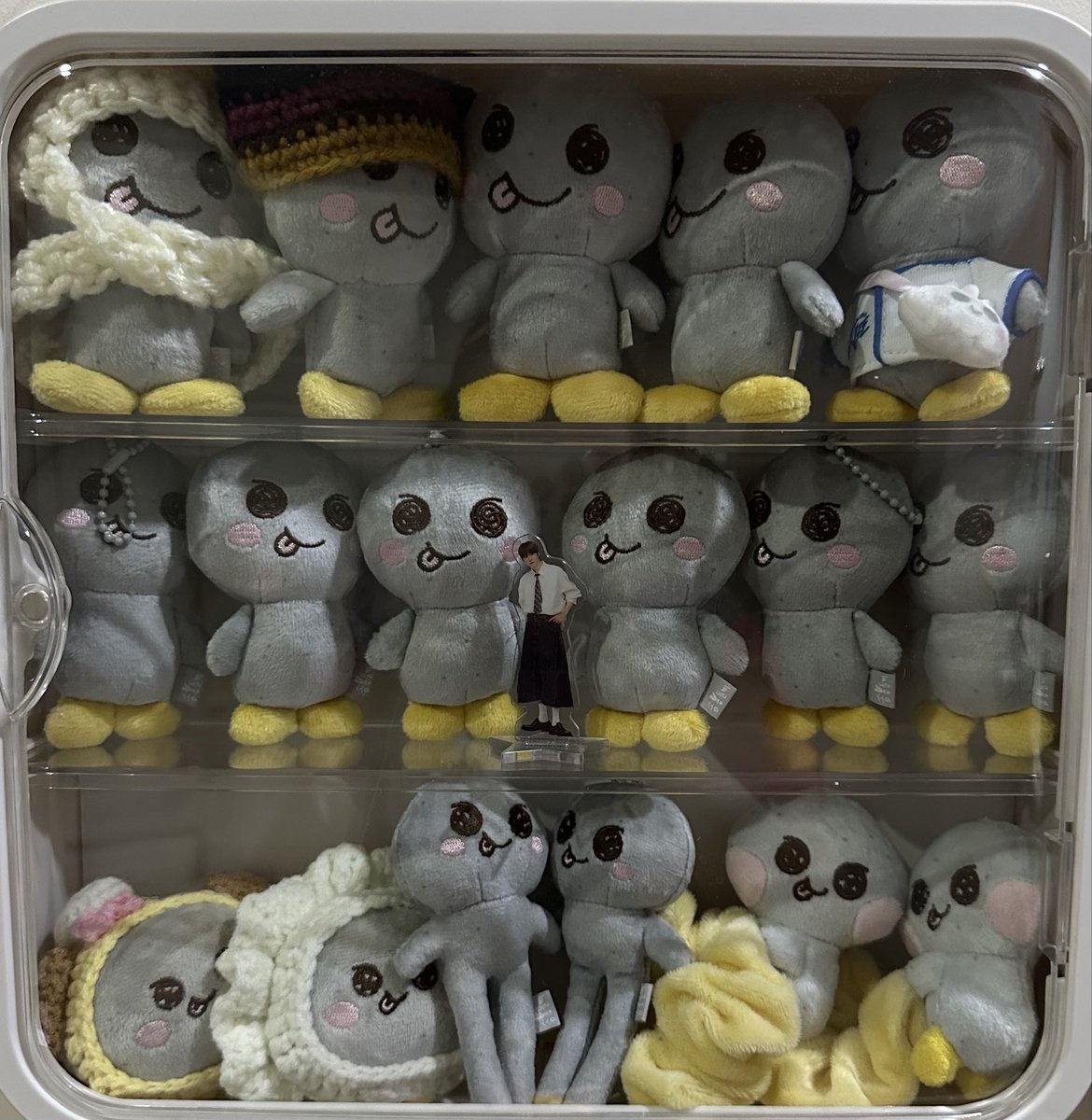 spiesboo's tweet photo. WTS RIIZE DOLL EUNSEOK OFFICIAL

> 10cm
>20cm
>minidoll
>longleg
>scrunchies
>midnight mirage

boleh dm dulu aja kalo mau tanya tanya, ini dijual karena mau stop koleksi😊

price by dm

wts wtb riize eunseok yongdol https://t.co/G5Wjzo6wjZ