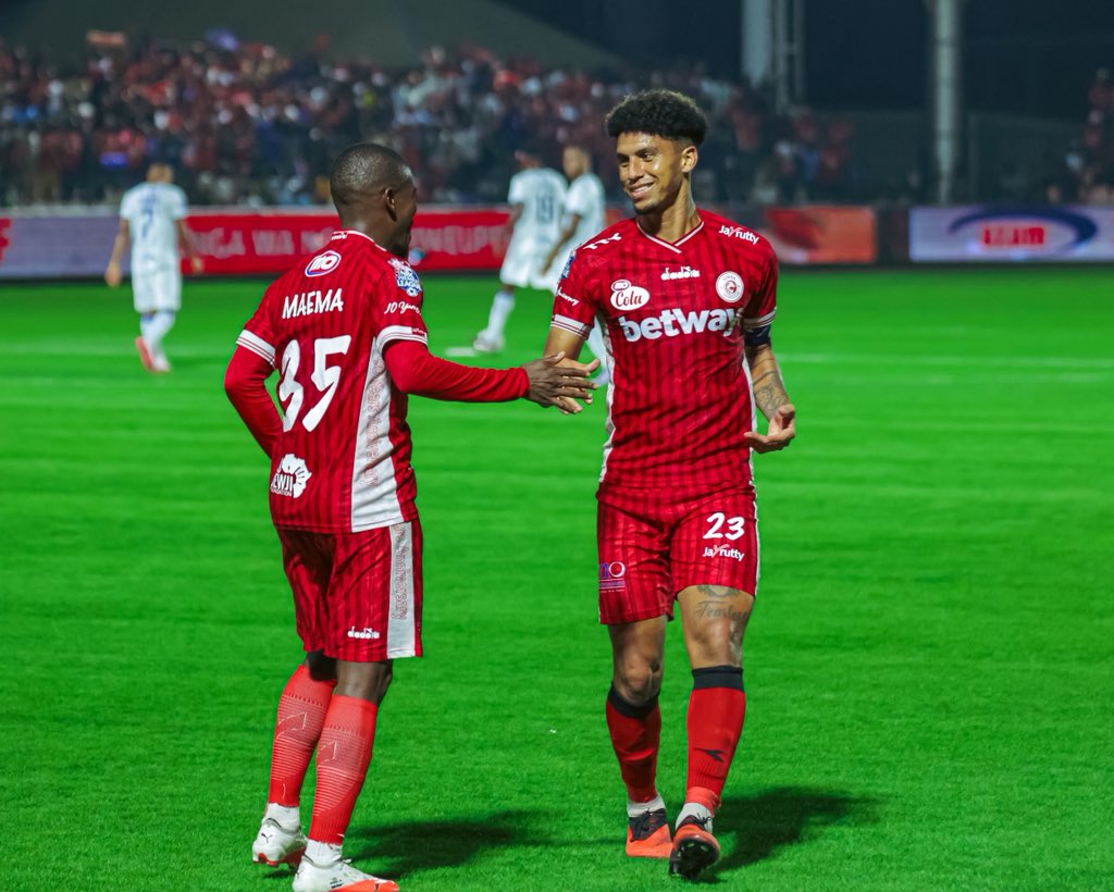 SimbaSCTanzania's tweet photo. 🇿🇦 SA brothers. #NguvuMoja https://t.co/KZ6146q9MT