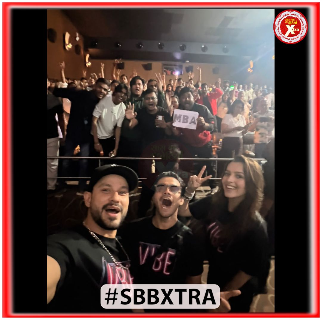 ATSBB's tweet photo. VIBE catching on! 
Cast visited Pune 
Packed house at a cinema in Pune

#VIBE #VIBEMovie #Pune #PackedHouse #MovieBuzz #FilmPromotion #Cinema #AudienceLove #Cast #EntertainmentNews #SaasBahuAurBetiyaan #SBB #SBBXtra https://t.co/q43POLASLJ