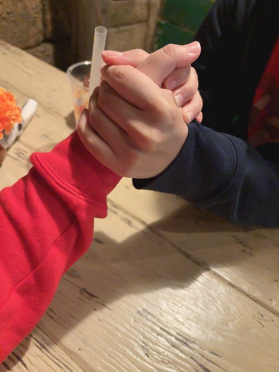 BAYMAXhiro1229's tweet photo. 少年たちのバトル https://t.co/ipVW1Zngp3