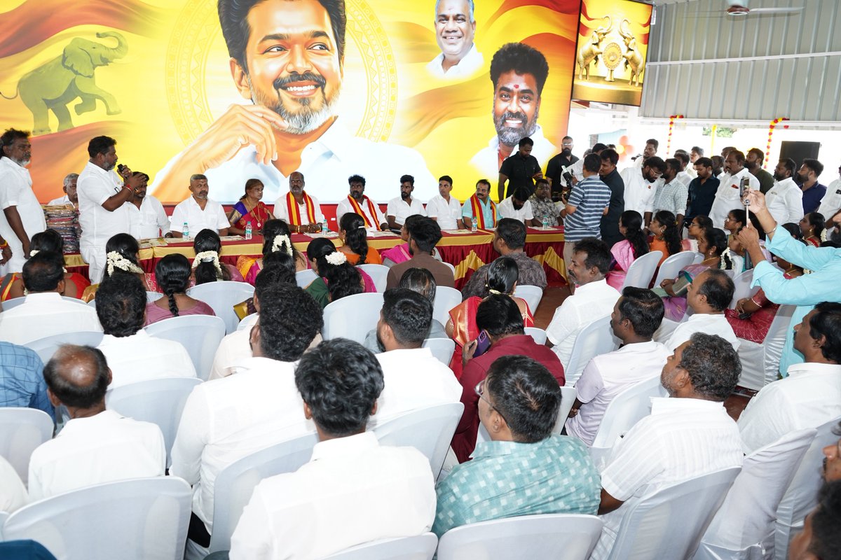 EcrPSaravanann's tweet photo. வரலாற்று சாதனை படைத்த மாண்புமிகு தமிழக முதலமைச்சர் தளபதி C. ஜோசப் விஜய் அண்ணா அவர்களின் நல்லாசியுடன் 

மாண்புமிகு திரு N.ஆனந்த் MLA
ஊரக வளர்ச்சி மற்றும் நீர்வளத்துறை அமைச்சர்,
கழகப் பொதுச் செயலாளர்
அவர்களின் நல்வாழ்த்துக்களுடன் 

. https://t.co/e9B2tXod6p