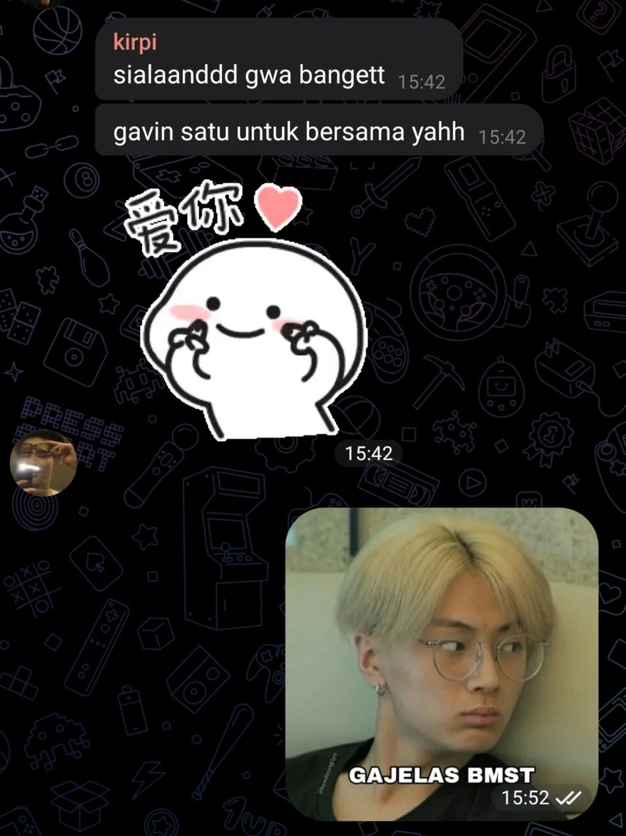 yajkrapz's tweet photo. senangnya dalam hati, kalau beristri duaaak.  ini istri kesatu saya @txtbyzra, kalau yang ini istri kedua saya @haiyabutsa. eaaak wkwkwkwk https://t.co/nglvKgfeAn