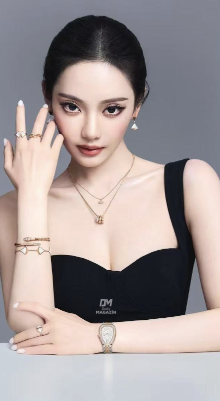 daily_magazin's tweet photo. aespa üyesi Ningning, Bvlgari’nin yeni marka elçisi olarak duyuruldu. https://t.co/xyN4hut0Nf