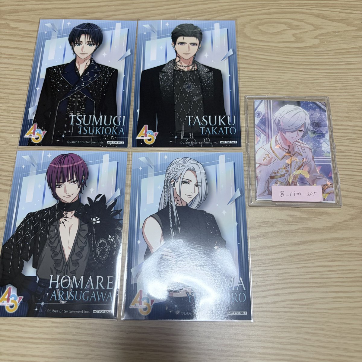 _rim_205's tweet photo. 【交換】
A3! アニメイトフェア 特典 ブロマイド IDOL REWRITEフェア

求▶︎密

譲▶︎紬、丞、誉、東

郵送のみ
纏めての方優先
検索からもお気軽にお声掛け下さい🌸 https://t.co/0E1aVPpyts