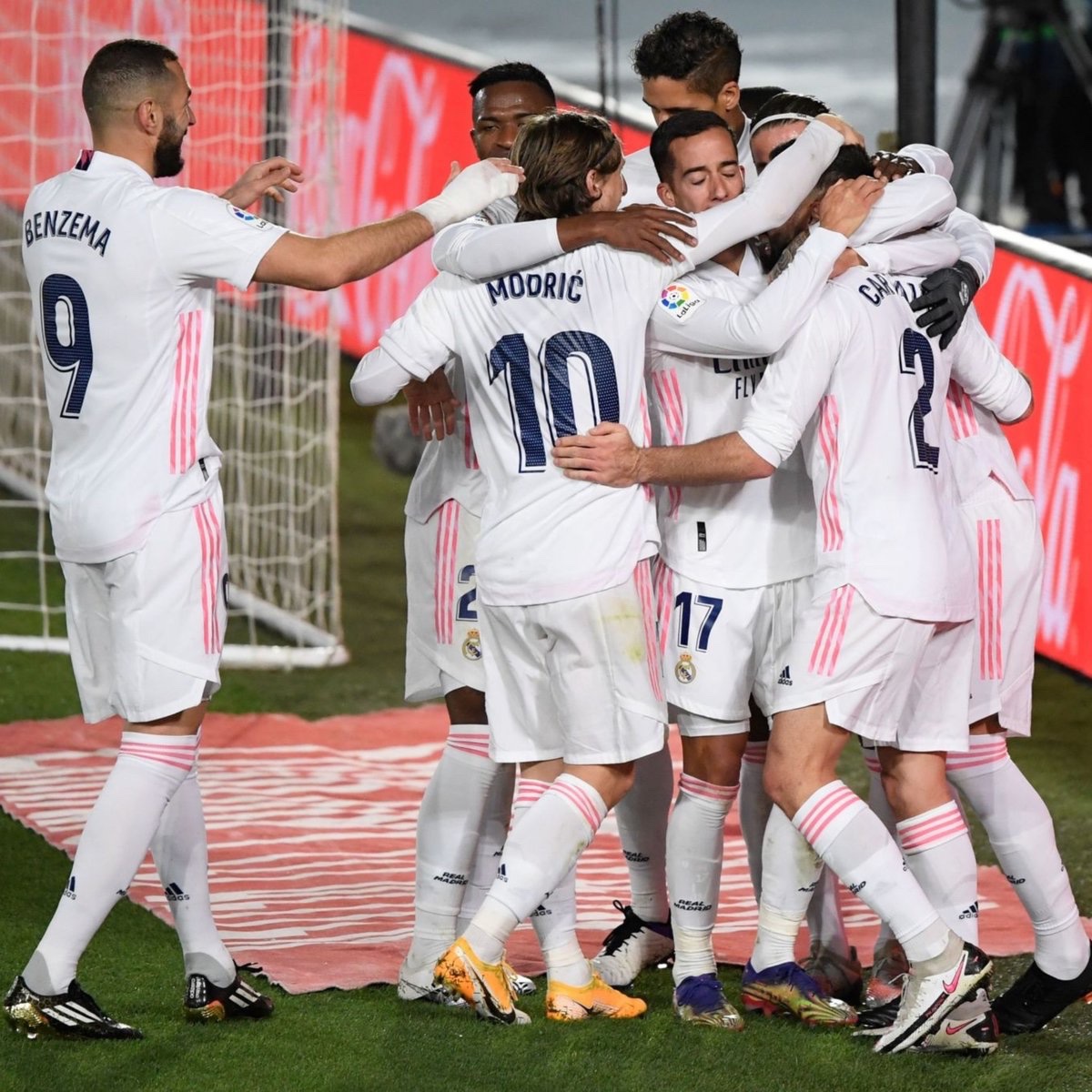 MadridXtra's tweet photo. 🚨 Real Madrid are having the WORST start in La Liga since the 2020/21 season.

2026/27: 15 points (7 games) ❌
2025/26: 18 points 
2024/25: 17 points 
2023/24: 18 points 
2022/23: 19 points 
2021/22: 17 points 
2020/21: 13 points ❌ https://t.co/IFg3NJnNww