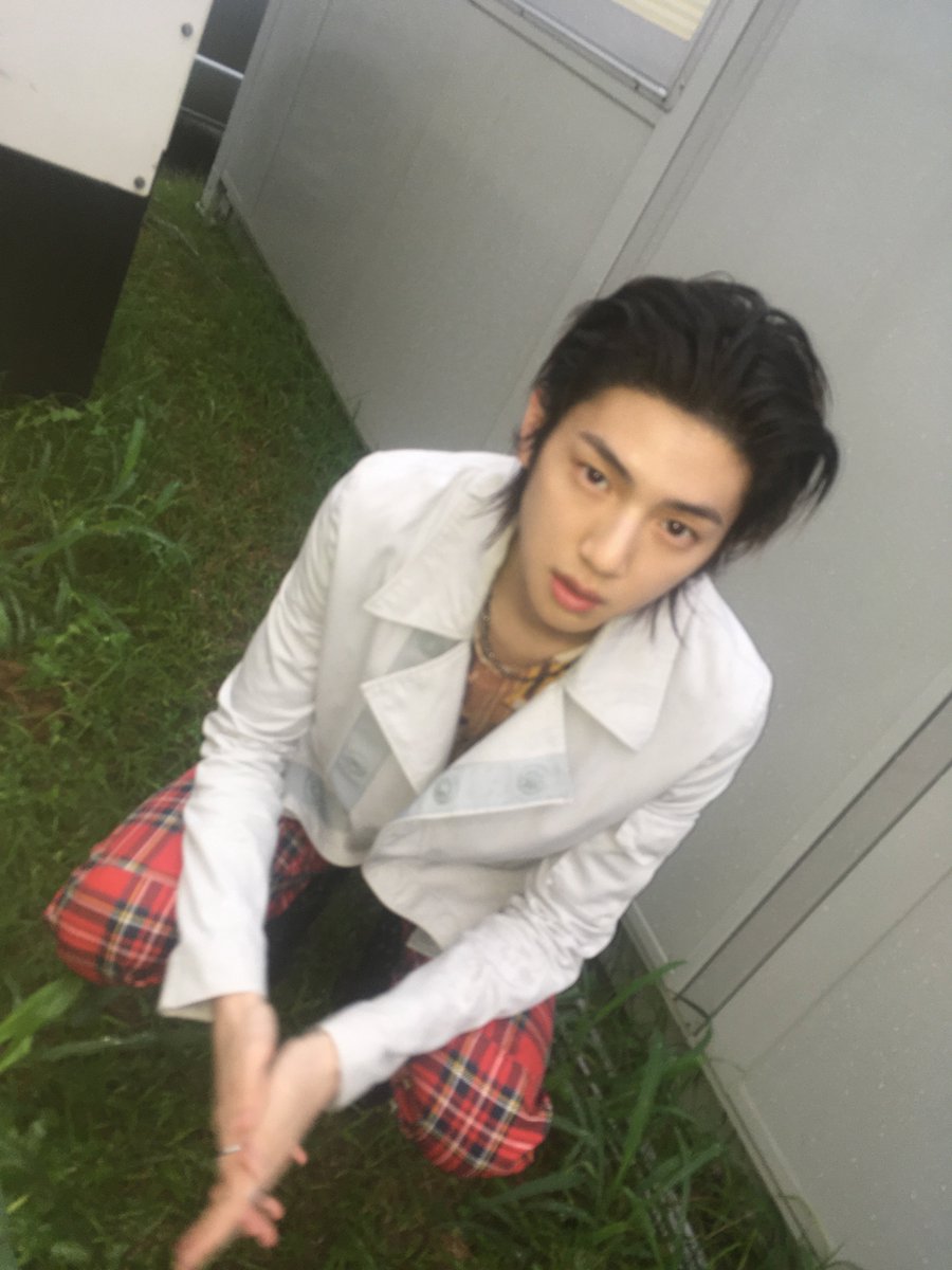 queenseojju's tweet photo. FACE CARD 🛐 
FACE BANK 👑
FACE ECONOMY 🧎‍♂️
#JUHOON #주훈 #ジュフン https://t.co/wdawFa7Kg0