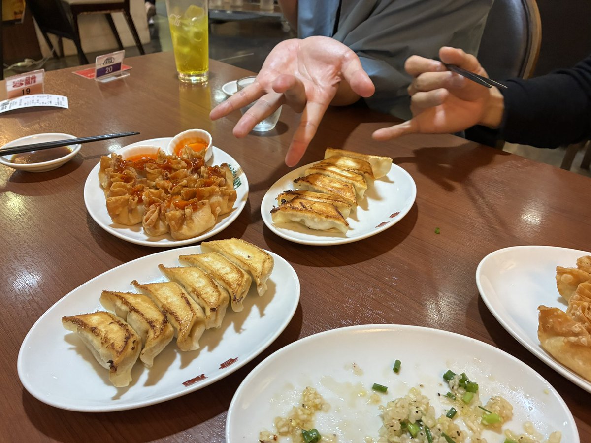 DM_7214's tweet photo. 台風の中、宇都宮まで餃子食いに来た！ https://t.co/Rb5cxLwqYf
