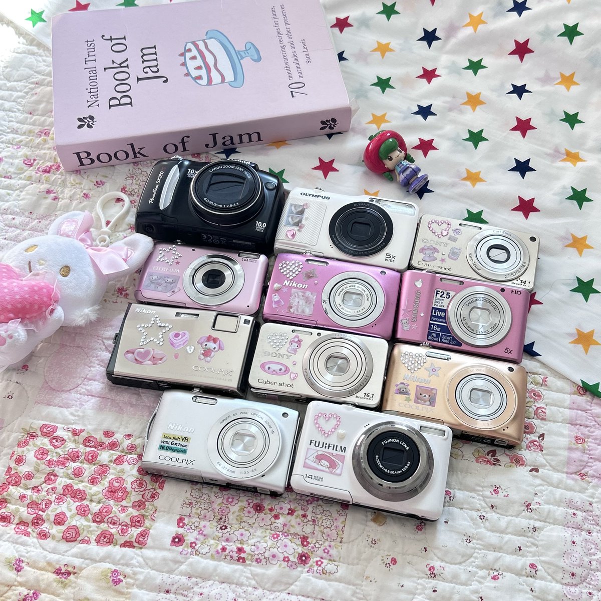 _ggoodgirll_'s tweet photo. รี+ปัก 🍀 ✨ลดเพิ่ม100บาททุกตัววว✨
 New dekdek ka⭐️ Drop todayy 19:00
วันนี้มีมาเพิ่มอีกนิดนึงน้า สวยเริ่ดด! 
#กล้องดิจิตอลมือสอง #กล้องดิจิตอล #กล้องดิจิตอลเก่า https://t.co/eCdZmc3o2t