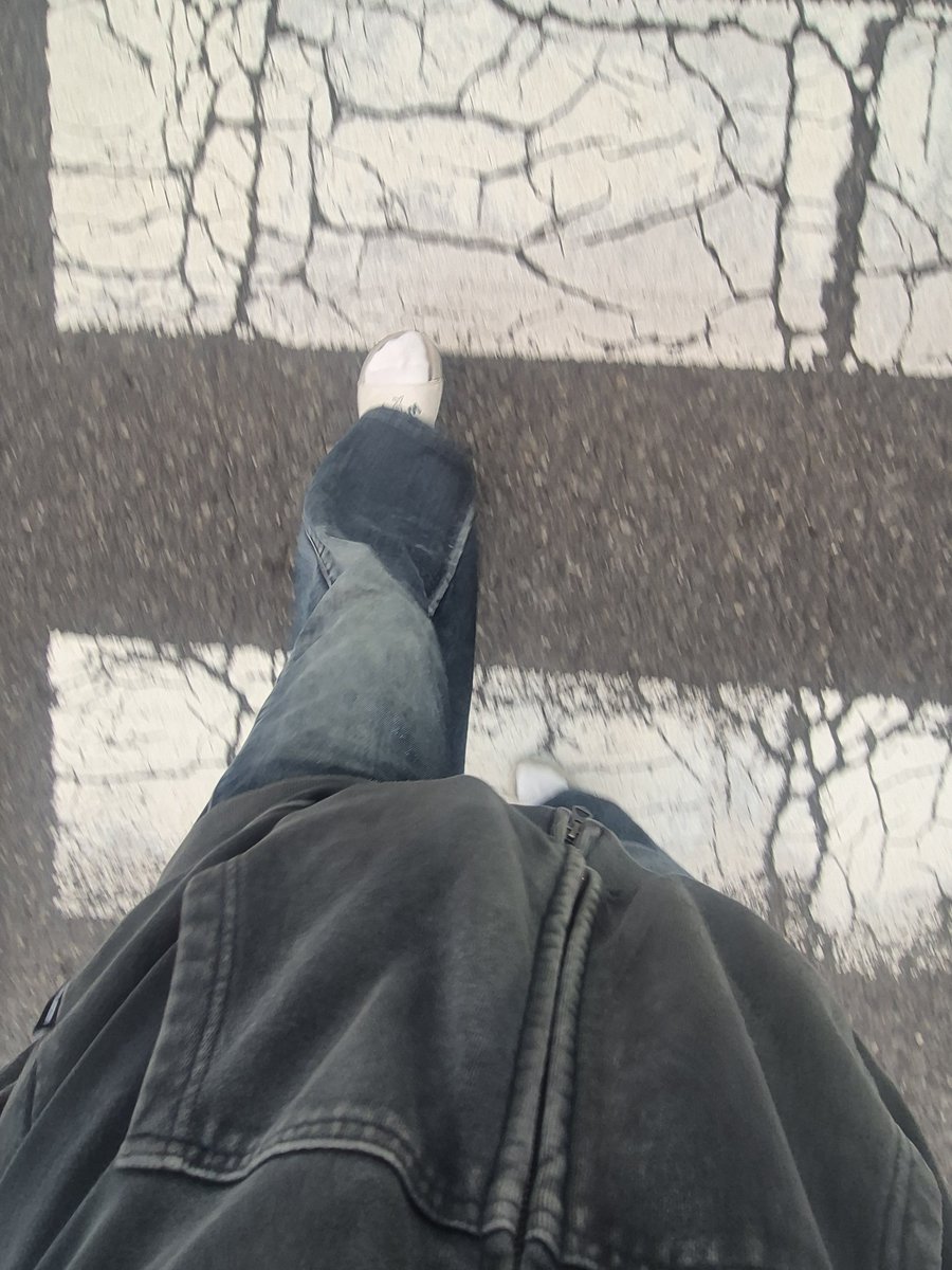 KLinght_2's tweet photo. 뺑이치러 다시간다 이번에도 없으면 시키는걸로 https://t.co/Bb9GuKeV3N