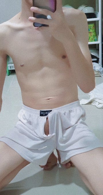 Tf94k's tweet photo. ທັກທາຍທຸກຄົນ https://t.co/ctLfRJoiT3
