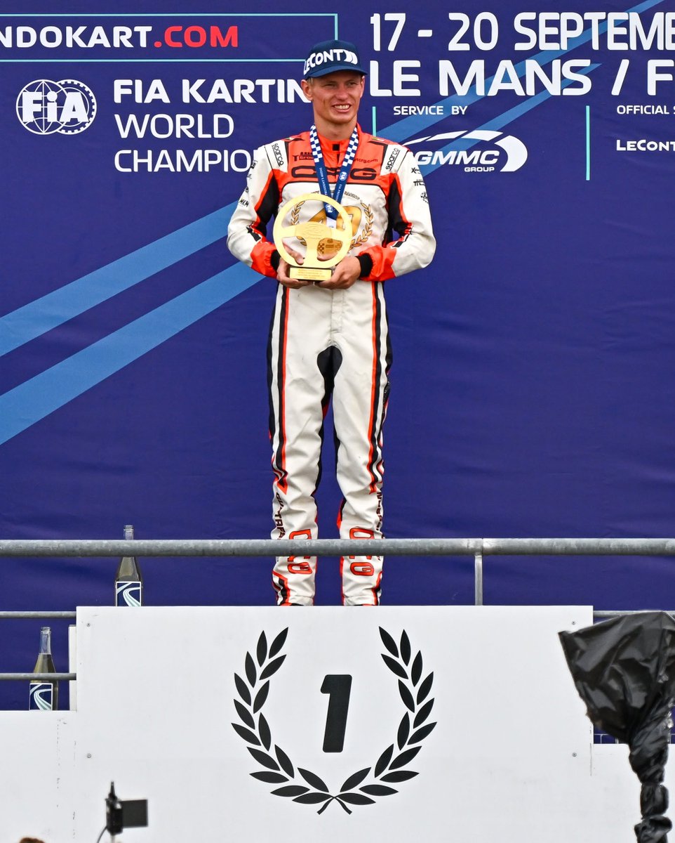 calu_1195's tweet photo. Viktor Gustafsson è il nuovo campione del FIA Karting World Championship KZ, dopo aver dominato il weekend di Le Mans. Quattro anni fa, vinse il suo primo titolo Mondiale proprio sul circuito francese. https://t.co/ReeptOn5Xb