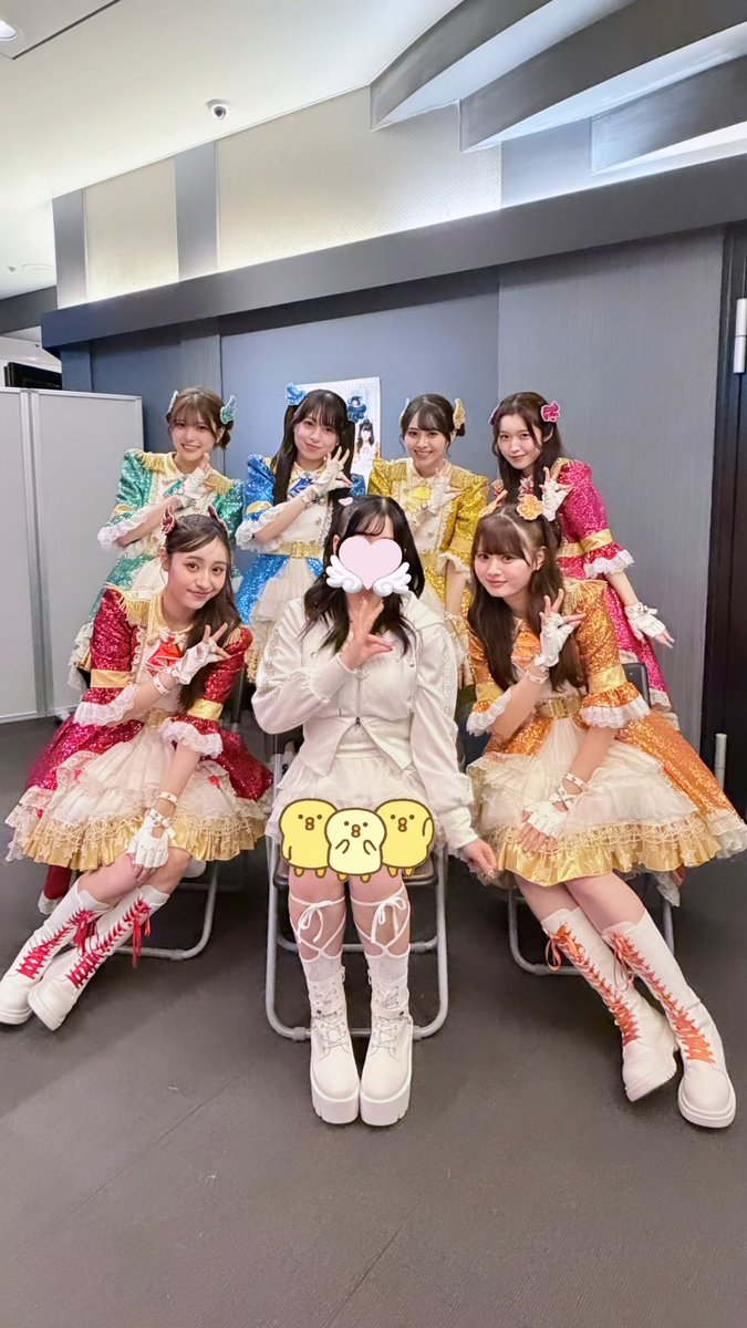 F___shi's tweet photo. 初グルショ📸🌟
お洋服みんなめっちゃ褒めてくれて
嬉しかった(⸝⸝o̴̶̷᷄ ·̭ o̴̶̷̥᷅⸝⸝)❤︎
緊張で記憶あんまりないけど
去り際あんちゃんがねねちゃんに
靴まで一緒じゃん‼️😳って��ってて
可愛すぎてたし気づいてくれて神😭#StraightAngeli #ストアンに届け https://t.co/QaSjxNMFd6