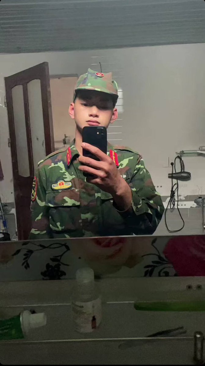 kangbie339's tweet photo. anh đẹp trai bộ đội chat sex sục cặc xuất tinh cực dâm ra rồi vẫn sục ra tiếp... xem full ib tle : https://t.co/4noPFqAOvO https://t.co/k0lV89ZIV7