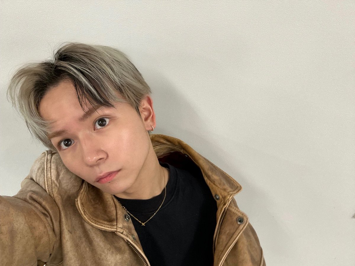 _KID_PHENOMENON's tweet photo. 僕ドラマハマってる。
告白〜25年目の秘密〜
っていうやつ。

ほんとにおもしろい展開ばかり

この思いを共有したすぎて呟いた笑

by瑠偉❤️‍🔥

#土ドラ告白 #鈴木瑠偉
#KIDPHENOMENON https://t.co/1QMUKOD76j