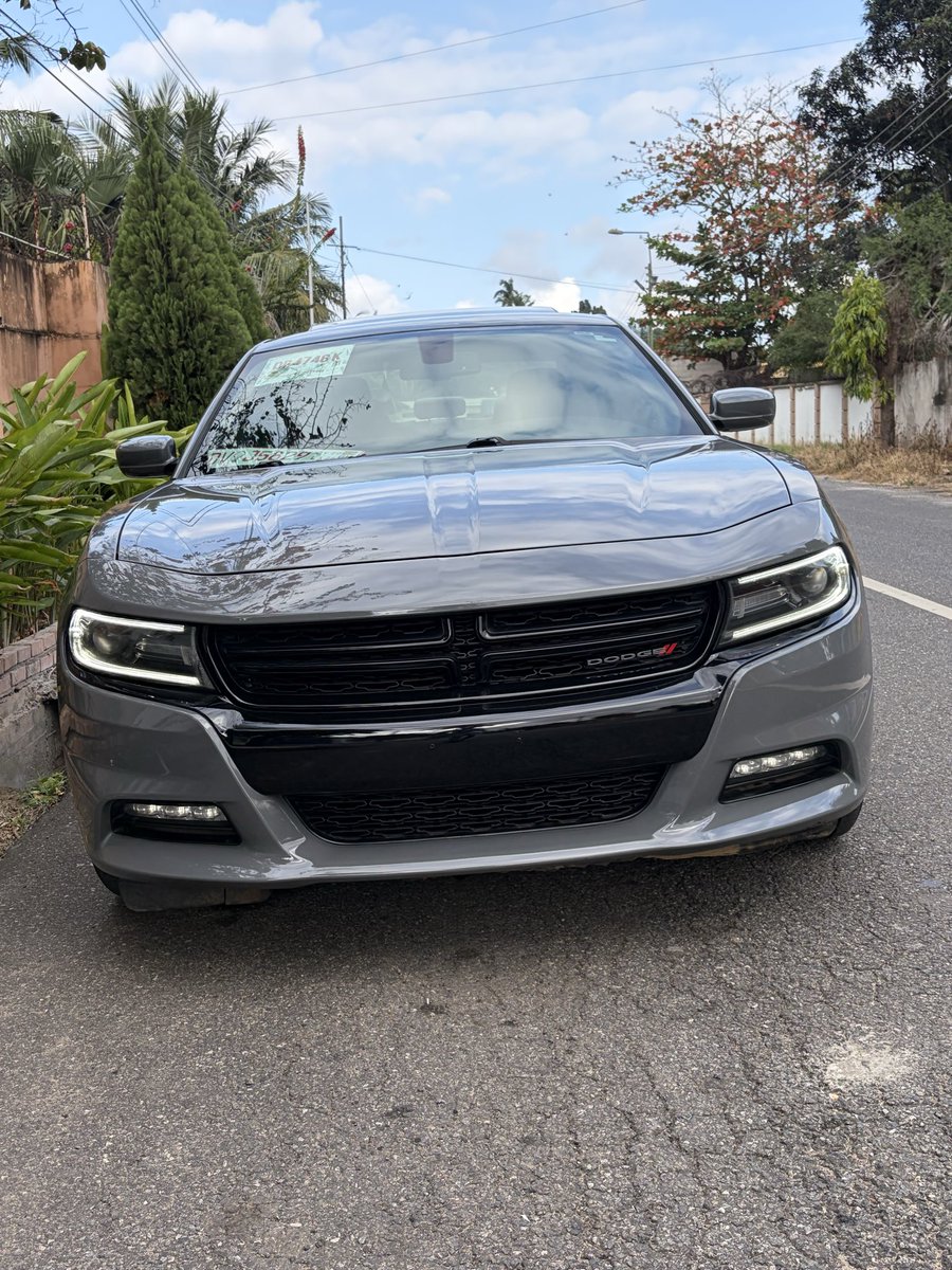 TheCarGirlE's tweet photo. YOUR NEXT BABY? 👀

2018 Dodge Charger GT 
3.6L Pentastar V6
☀️ Sunroof
🔊 Power exhaust
🔑 Remote start + Push to start
❄️ Ventilated + heated seats
📱 Apple CarPlay / Android Auto
🖤 Leather seats

GH₵350,000

Interested? Talk to The Car Girl. 🚘🤍
0507742336
📍Accra, Ghana 🇬🇭 https://t.co/SNs5AIkxL5