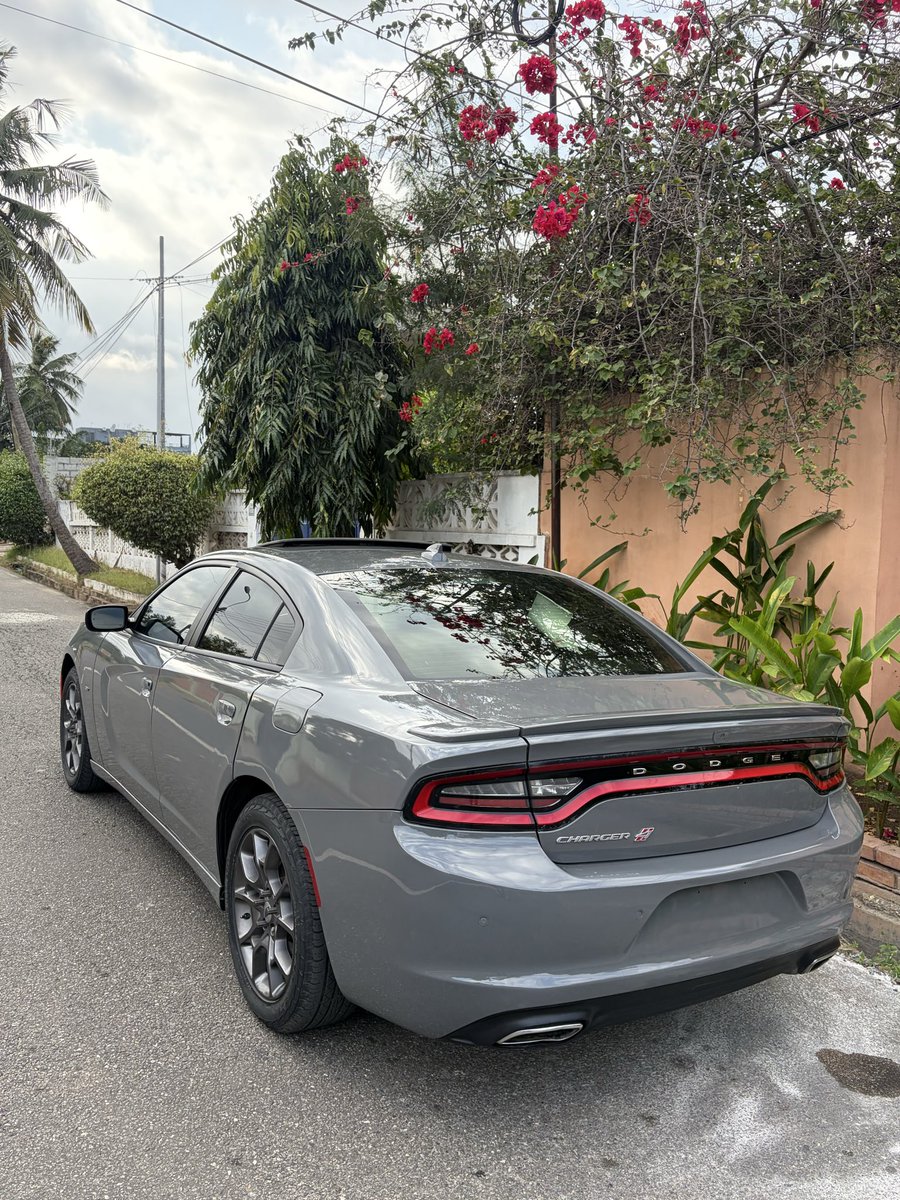 TheCarGirlE's tweet photo. YOUR NEXT BABY? 👀

2018 Dodge Charger GT 
3.6L Pentastar V6
☀️ Sunroof
🔊 Power exhaust
🔑 Remote start + Push to start
❄️ Ventilated + heated seats
📱 Apple CarPlay / Android Auto
🖤 Leather seats

GH₵350,000

Interested? Talk to The Car Girl. 🚘🤍
0507742336
📍Accra, Ghana 🇬🇭 https://t.co/SNs5AIkxL5