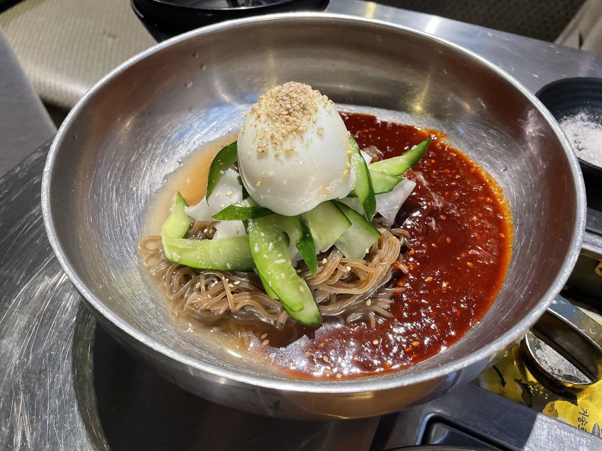 619yuuu's tweet photo. 韓国料理って最高だよね〜😋 https://t.co/qEN2jzF0sn