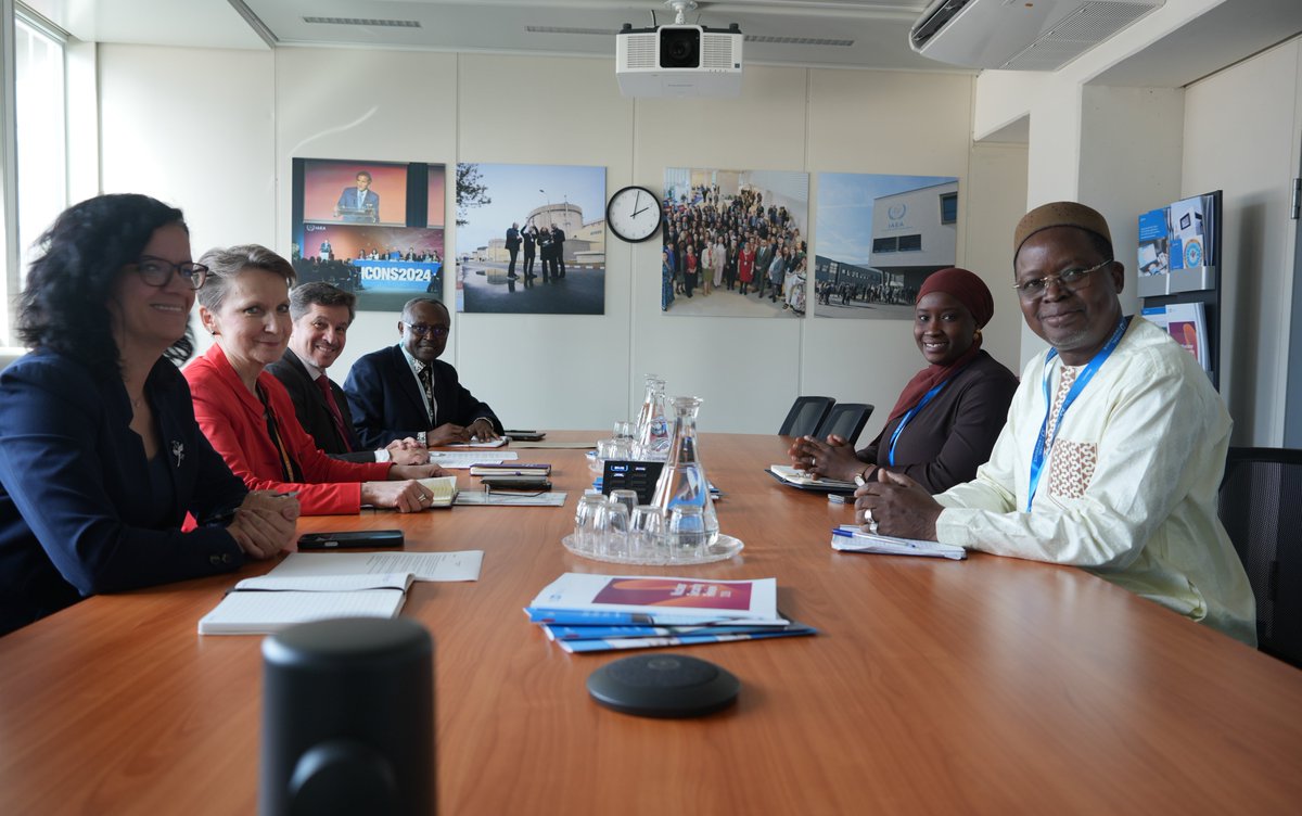 IAEANS's tweet photo. At #IAEAGC, @IAEAorg's Division of Nuclear Security met with a delegation from #Mali 🇲🇱 to discuss ongoing cooperation and assistance under the Integrated Nuclear Security Sustainability Plan #INSSP framework.
#NuclearSecurity https://t.co/Qgk2gk0M5b