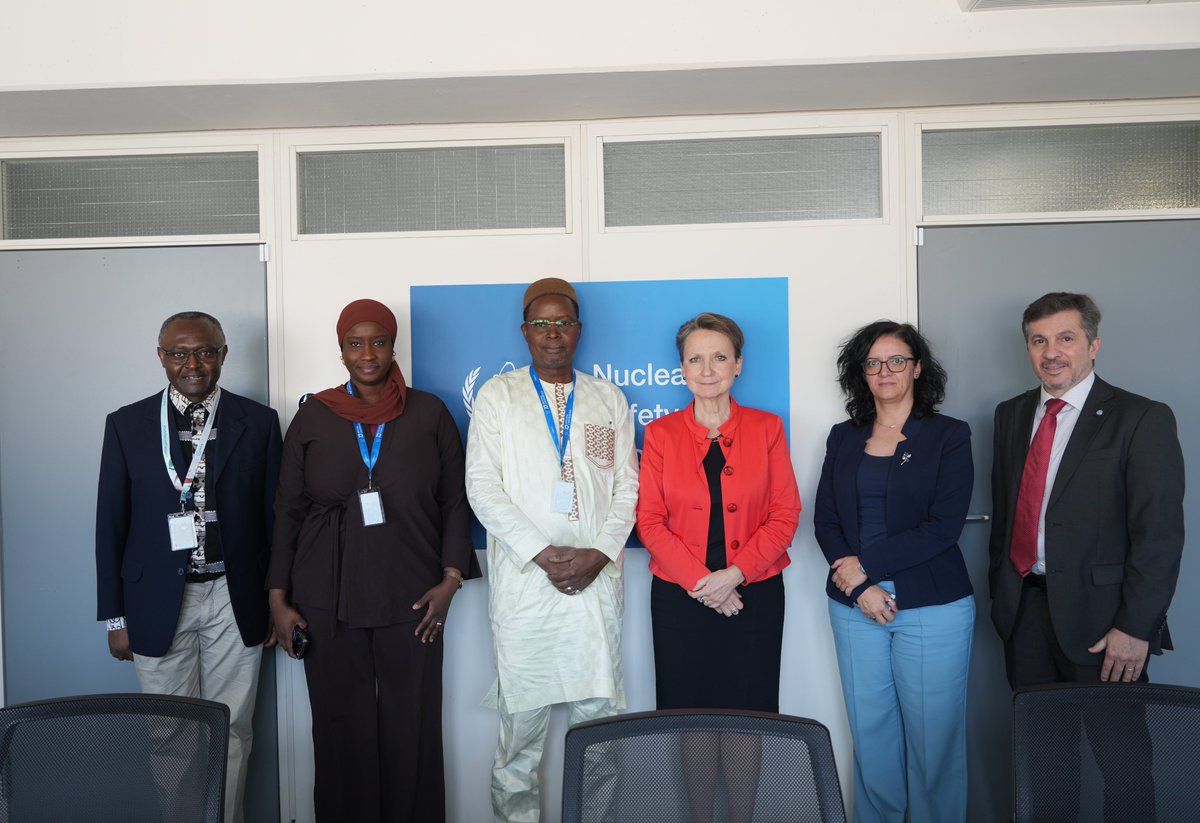 IAEANS's tweet photo. At #IAEAGC, @IAEAorg's Division of Nuclear Security met with a delegation from #Mali 🇲🇱 to discuss ongoing cooperation and assistance under the Integrated Nuclear Security Sustainability Plan #INSSP framework.
#NuclearSecurity https://t.co/Qgk2gk0M5b
