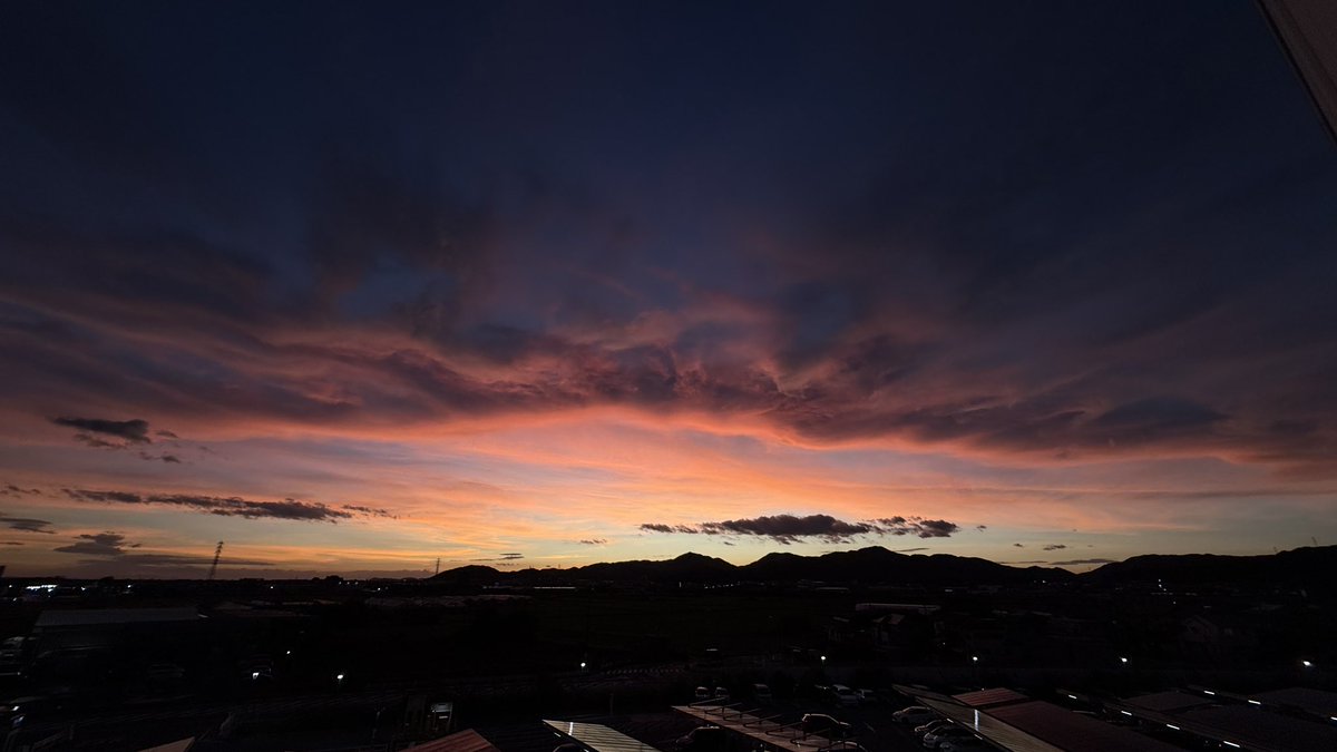 shoko55mmts's tweet photo. 空綺麗すぎる

Twilight Magic https://t.co/hbPFWqPyWc