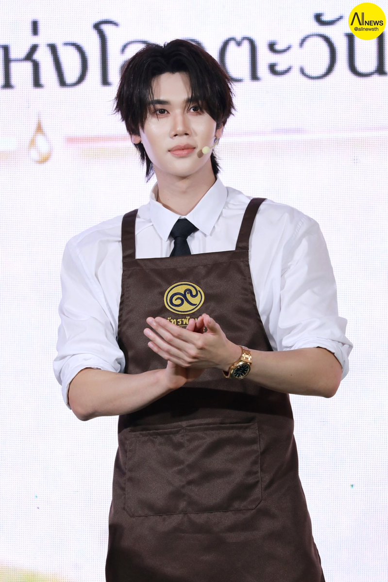 AllNews_th's tweet photo. คุณเชฟ สุดหล่อ! 

DUNK X PATPAT

#CamelliaOil2026xDunk
#dunknatachai #DunkDunk https://t.co/aOx9oSunVB
