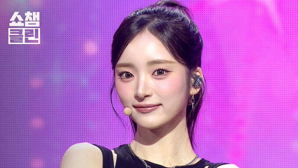 ALLTHEKPOP's tweet photo. [덕질캡처용♡CLEAN] ICHILLIN’ J - BANANA (Look At Me!)

https://t.co/0H4IFvAd1G

#SHOWCHAMPION #쇼챔피언 #ICHILLIN_J #아이칠린_J @ichillin_km https://t.co/TPZtzOsbIn