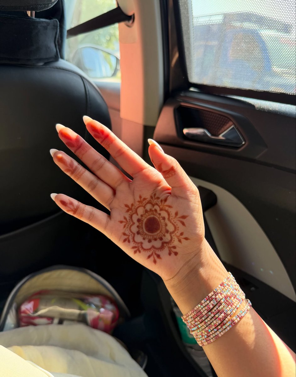 Hii57132554's tweet photo. Old Dumps
#TraditionalLook #TraditionalWear #EthnicWear #Mehndi #MehndiDesign #MehndiLove #DesiLook #DesiStyle #CulturalBeauty #FestiveLook #EthnicFashion #TraditionalFashion #ElegantLook #HandcraftedStyle #FashionWithCulture #MehndiVibes #DesiVibes #TimelessBeauty ✨🌿❤️ https://t.co/WdYL57IsCt