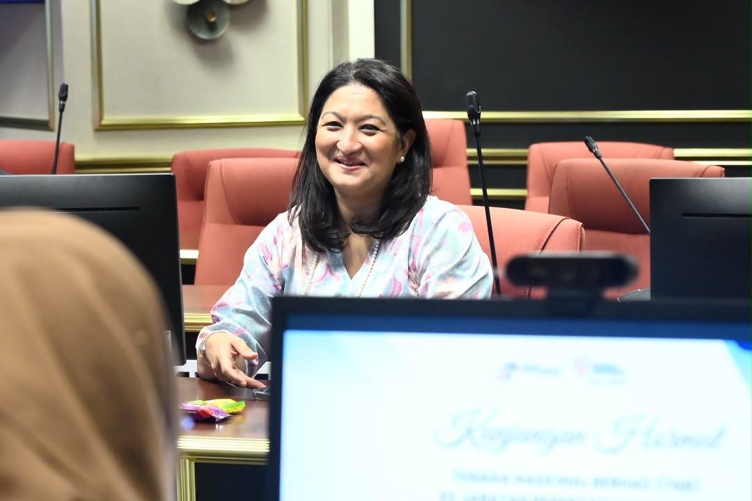 JPenerangan's tweet photo. Ketua Pengarah JAPEN, Erwin Khairul Ahmad menerima kunjungan hormat daripada delegasi Tenaga Nasional Berhad (TNB) yang diketuai oleh Ketua Komunikasi Korporat Kumpulan TNB, Samsul Ariffin Zainuddin di Menara Komunikasi hari ini. https://t.co/sJosujpI3L
