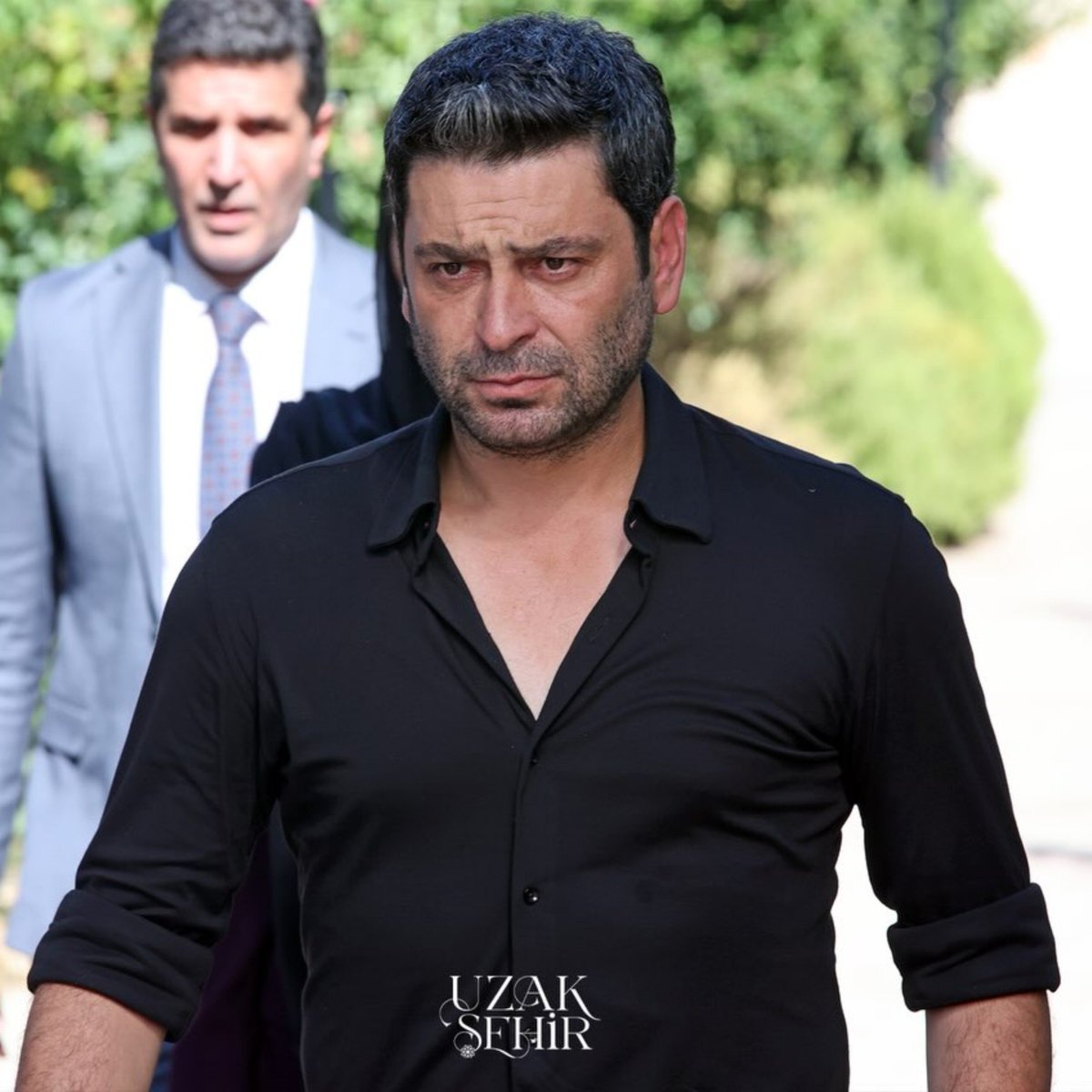elayozi's tweet photo. Allah için söyleyin be
Esmer olan sevilmez mi? 
Uğruna can verilmez mi?
Ben böyle esmere kurban olurum kurban 🫠 https://t.co/ViaknsE4EG